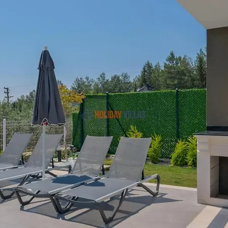 Ladin Villa